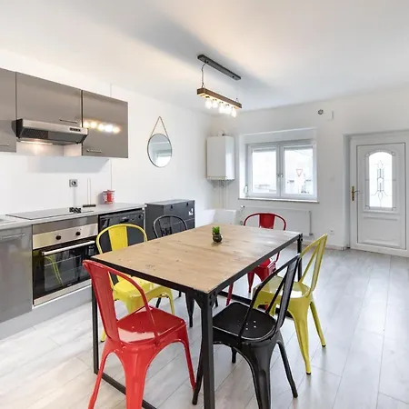 3 Etoiles Les Themes Proche Lux, Metz, Cattenom Apartment *