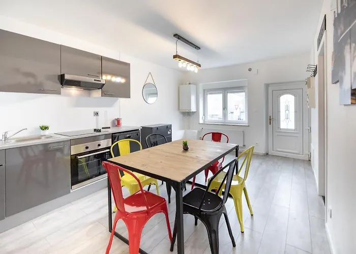 3 Etoiles Les Themes Proche Lux, Metz, Cattenom Apartmán *